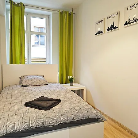 Apartament Kielbasnicza 1 *